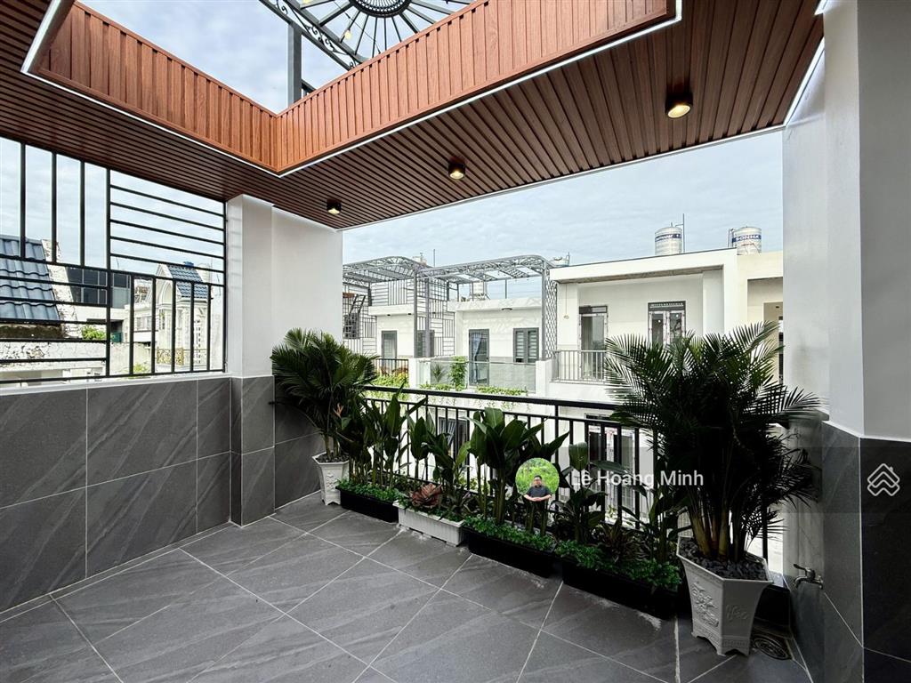 Nhà phố 1 lửng 3 lầu, full nội thất hẻm 8m thông nguyễn ảnh thủ