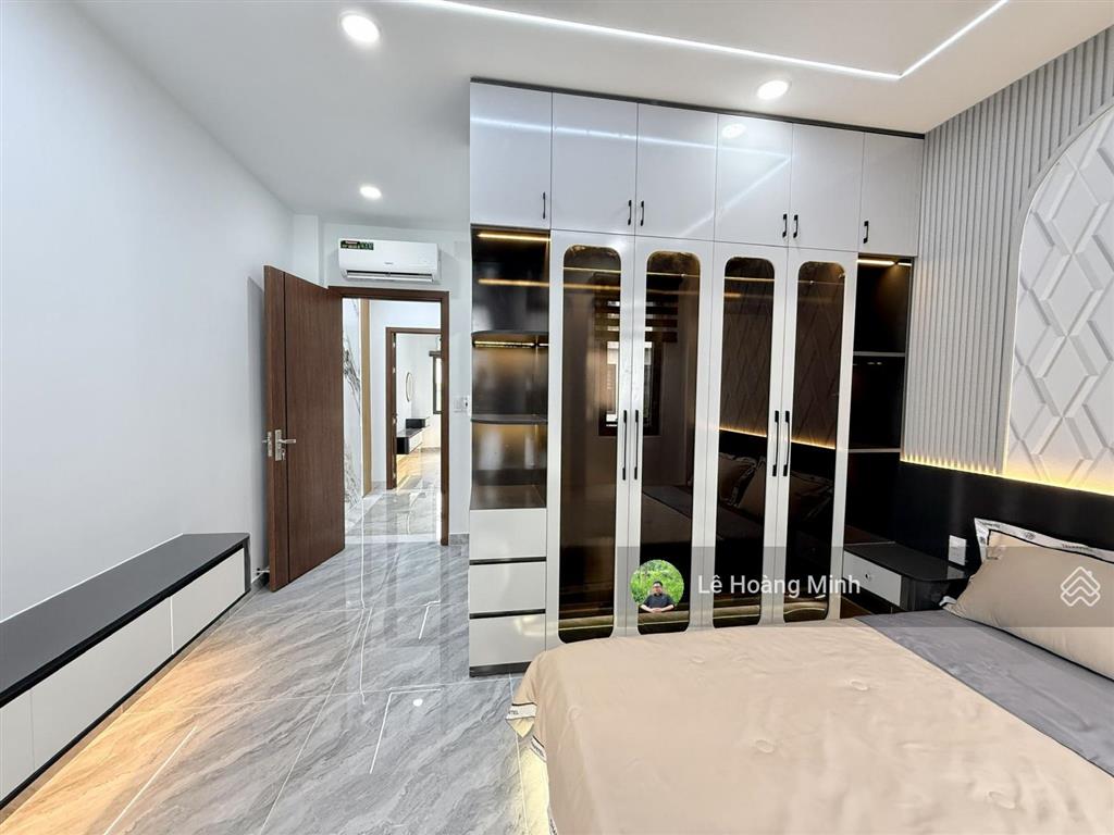 Nhà phố 1 lửng 3 lầu, full nội thất hẻm 8m thông nguyễn ảnh thủ