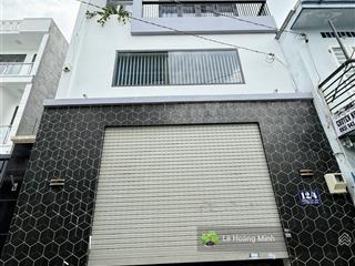 Nhà phố 5,2m x 12m. xây 1 lửng 2 lầu hẻm 5m thông lê thị riêng