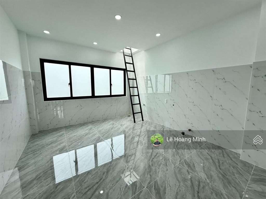 Nhà phố 4m x 16m. xây 1 lửng 3 lầu full nội thất. 1/ hẻm 6m thông đường tân chánh hiệp 18