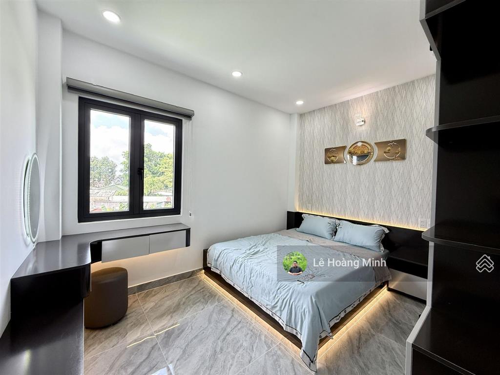 Nhà phố 4m x 16m. xây 1 lửng 3 lầu full nội thất. 1/ hẻm 6m thông đường tân chánh hiệp 18