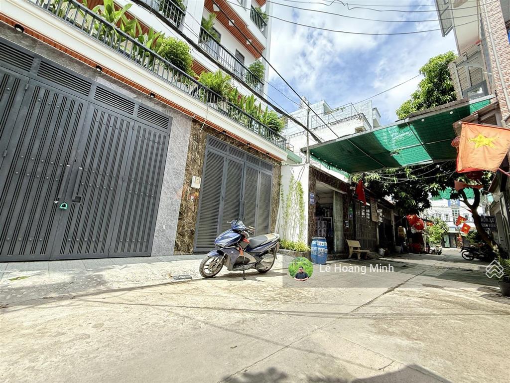 Nhà phố 4m x 16m. xây 1 lửng 3 lầu full nội thất. 1/ hẻm 6m thông đường tân chánh hiệp 18