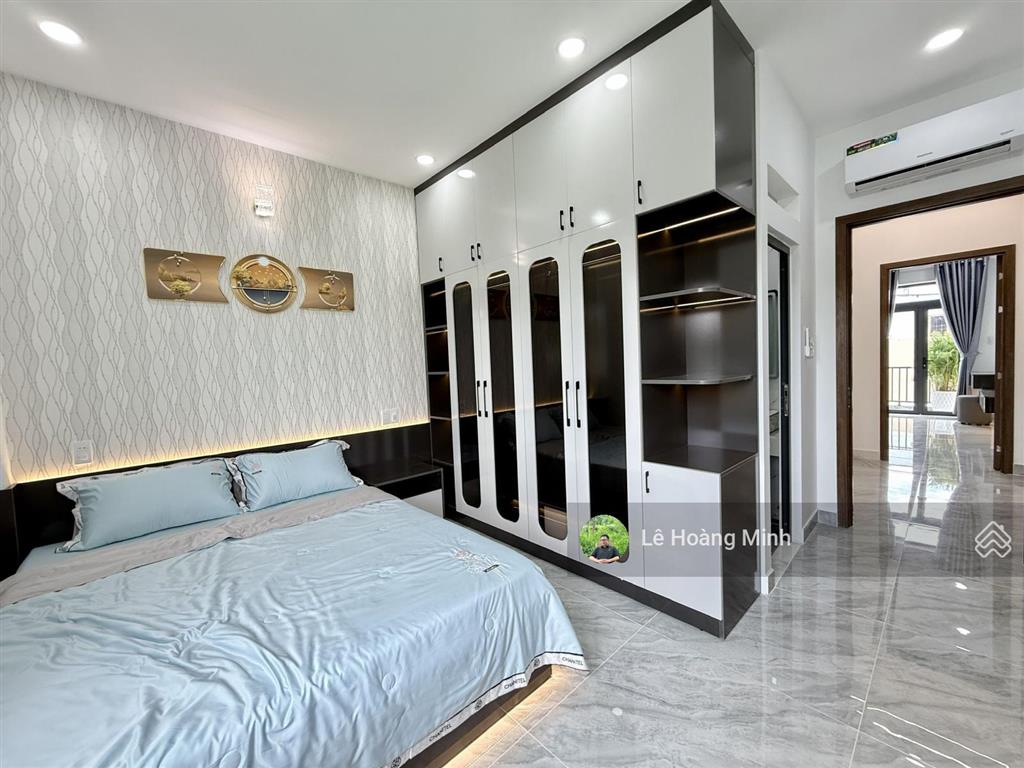 Nhà phố 4m x 16m. xây 1 lửng 3 lầu full nội thất. 1/ hẻm 6m thông đường tân chánh hiệp 18