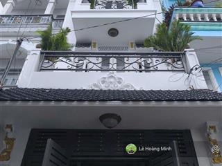 Nhà phố đẹp shr đúc 3 lầu 1/ ngắn đường hiệp thành 7