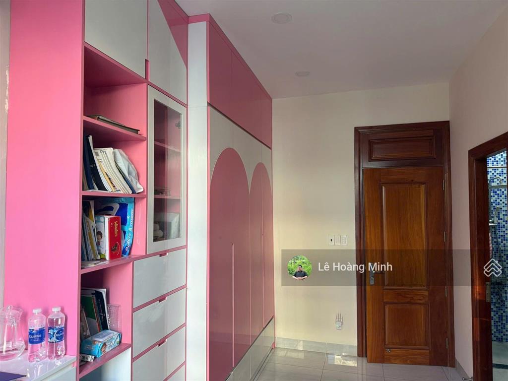 Nhà phố 4,5m x 14m. 3 tầng hẻm rộng 14m khu vip lê thị riêng ngay kdc hà đô