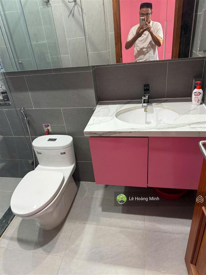 Nhà phố 4,5m x 14m. 3 tầng hẻm rộng 14m khu vip lê thị riêng ngay kdc hà đô