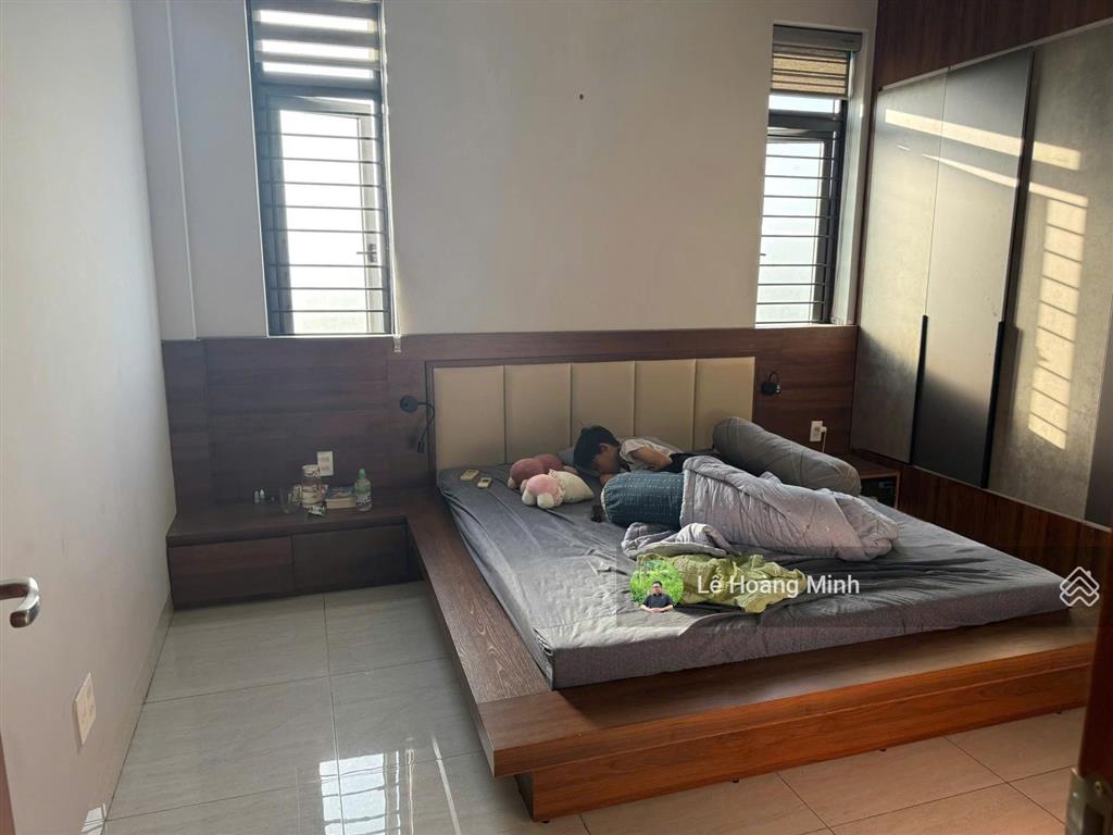 Nhà phố 4,5m x 14m. 3 tầng hẻm rộng 14m khu vip lê thị riêng ngay kdc hà đô