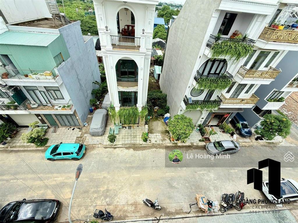 Nhà phố 4,5m x 14m. 3 tầng hẻm rộng 14m khu vip lê thị riêng ngay kdc hà đô