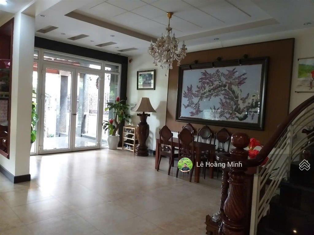 Biệt thự khủng 1080m2 (25m x 45m), mặt tiền đường lê thị riêng, xây 1 hầm 1 lầu