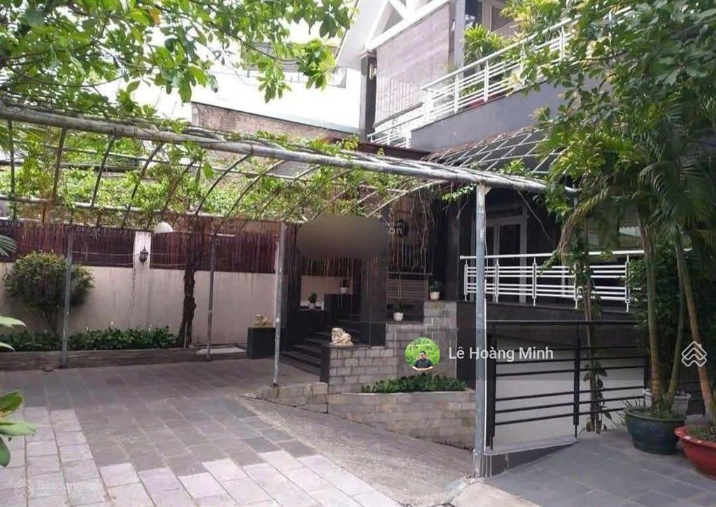 Biệt thự khủng 1080m2 (25m x 45m), mặt tiền đường lê thị riêng, xây 1 hầm 1 lầu
