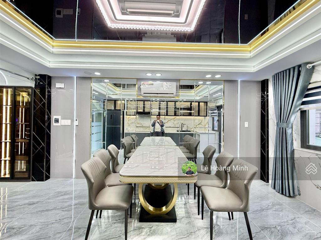 Lên sóng 05 căn siêu phẩm 4 tầng có thang máy hẻm nhựa 8m thông lê thị riêng