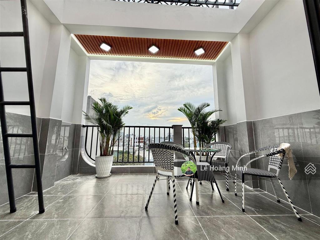 Lên sóng 05 căn siêu phẩm 4 tầng có thang máy hẻm nhựa 8m thông lê thị riêng