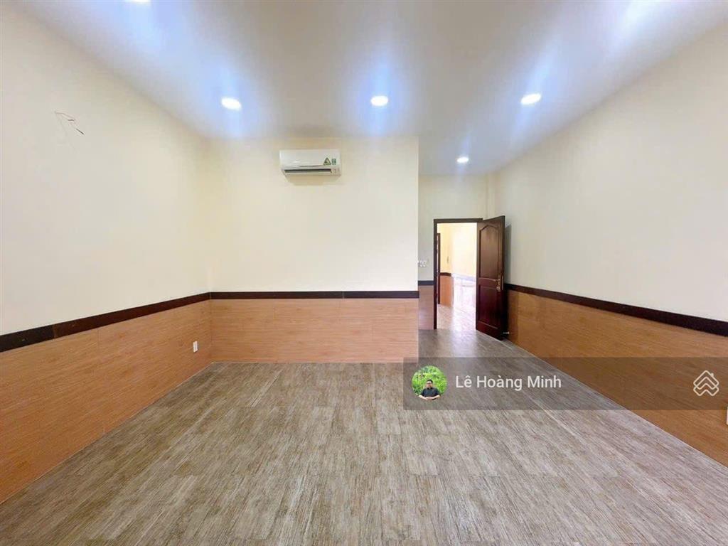 Nhà phố 3 tầng 5m x 27m. mặt tiền đường trần thị cờ. ngay gần chợ ngã tư thới an 16