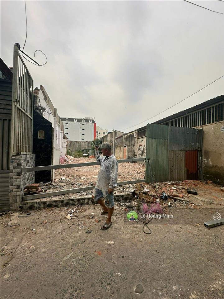 Lô đất đẹp 673m2 full thổ cư 1/ hẻm hơi thông lê văn khương