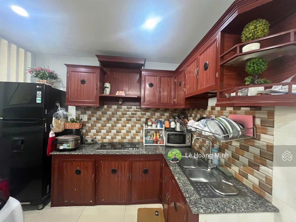 Nhà phố 1 lửng 1 lầu 1/ hẻm 6m thông đường bùi văn ngữ