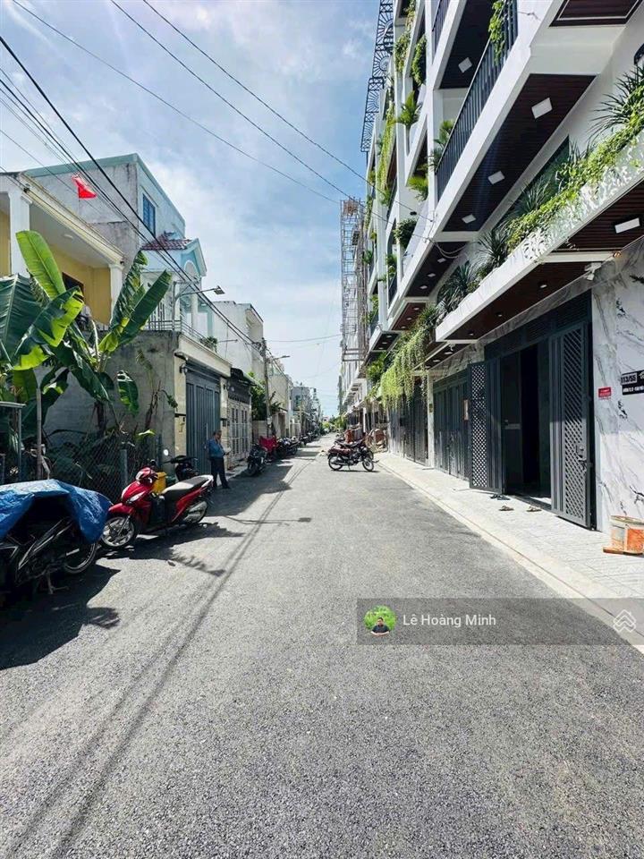 Siêu phẩm 4m x 20m có thang máy và ô chờ 1/ hẻm nhựa 8m thạnh lộc 37