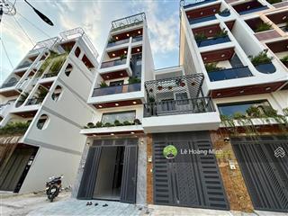 Siêu phẩm 4,5m x 25m. 4 tầng có 1 pn dưới. ô thang máy 1/ hẻm nhựa 8m đường tch 18