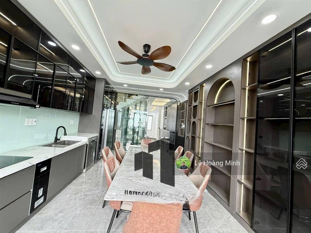 Cặp siêu phẩm 4,8m x 22m, 5 tầng thang máy 1/ hẻm nhựa 8m phan văn hớn. ngay trường chinh