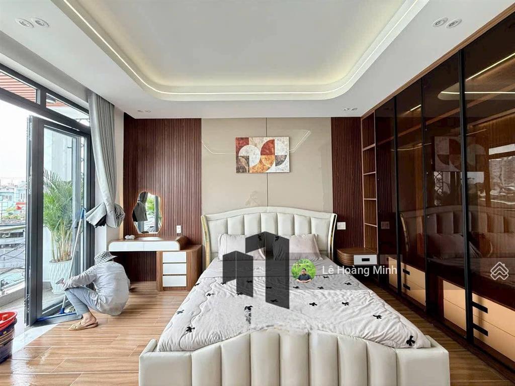 Cặp siêu phẩm 4,8m x 22m, 5 tầng thang máy 1/ hẻm nhựa 8m phan văn hớn. ngay trường chinh