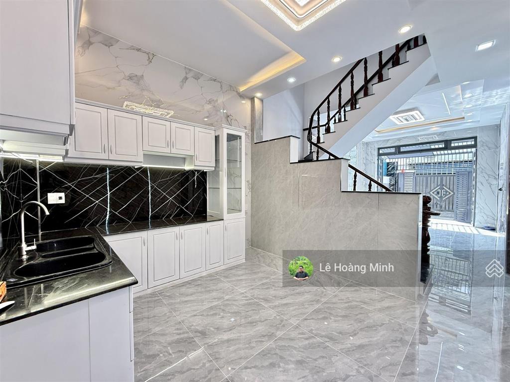 Nhà phố 4m x 16m, đúc 2 lầu 1/ ngắn hẻm 5m đường trần thị cờ