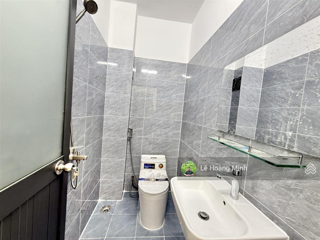 Nhà phố 4m x 16m, đúc 2 lầu 1/ ngắn hẻm 5m đường trần thị cờ