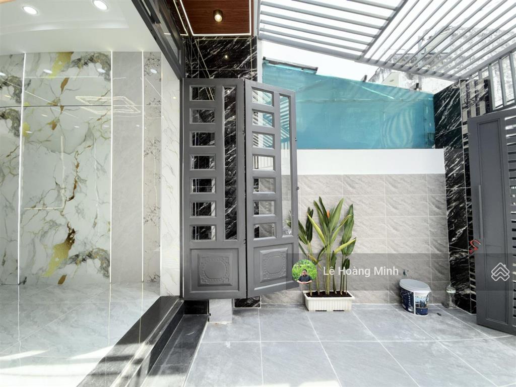 Nhà phố 4m x 16m, đúc 2 lầu 1/ ngắn hẻm 5m đường trần thị cờ