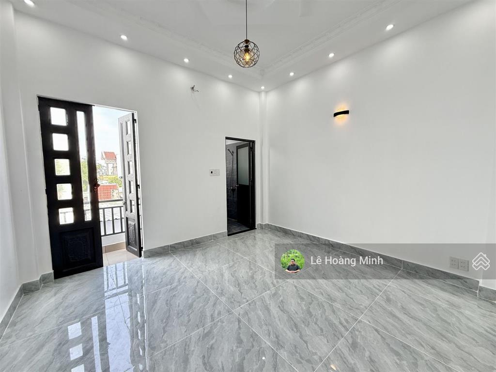 Nhà phố 4m x 16m, đúc 2 lầu 1/ ngắn hẻm 5m đường trần thị cờ