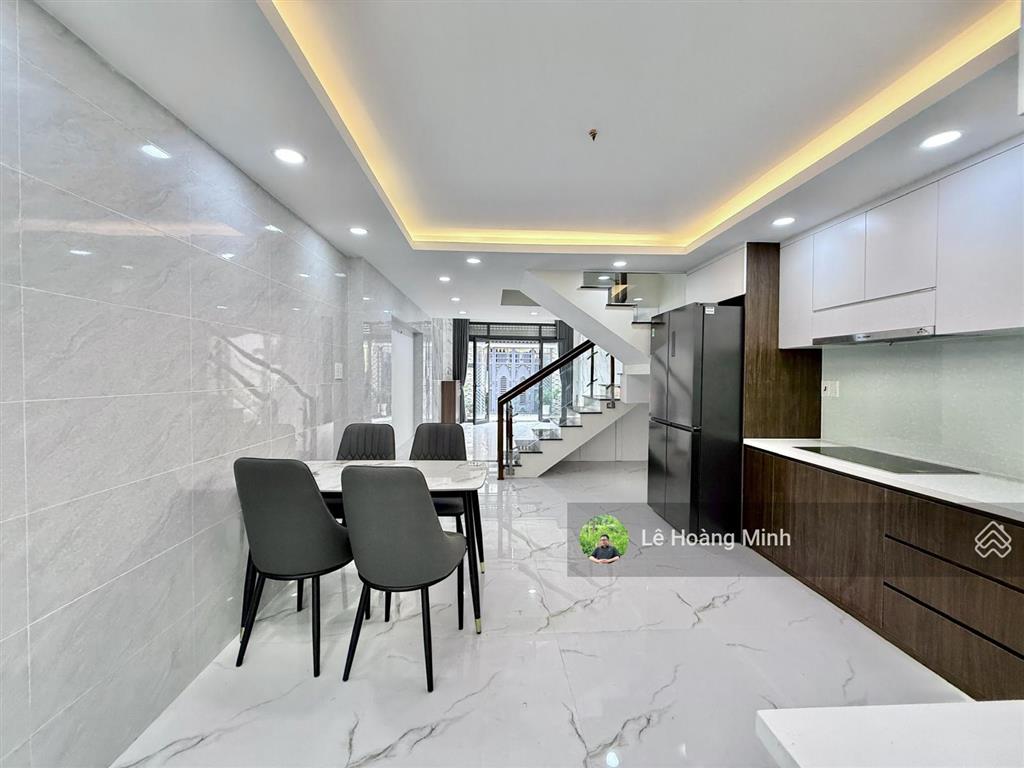 Nhà phố 1 lửng 3 lầu full nội thất 1/ dương thị mười. gần bv quận 12