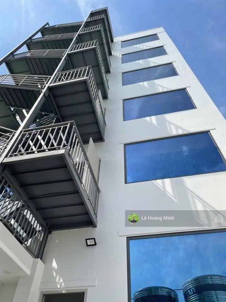 Bán tòa nhà văn phòng ngang 9m 1 hầm 7 lầu mặt tiền đường trần thị cờ