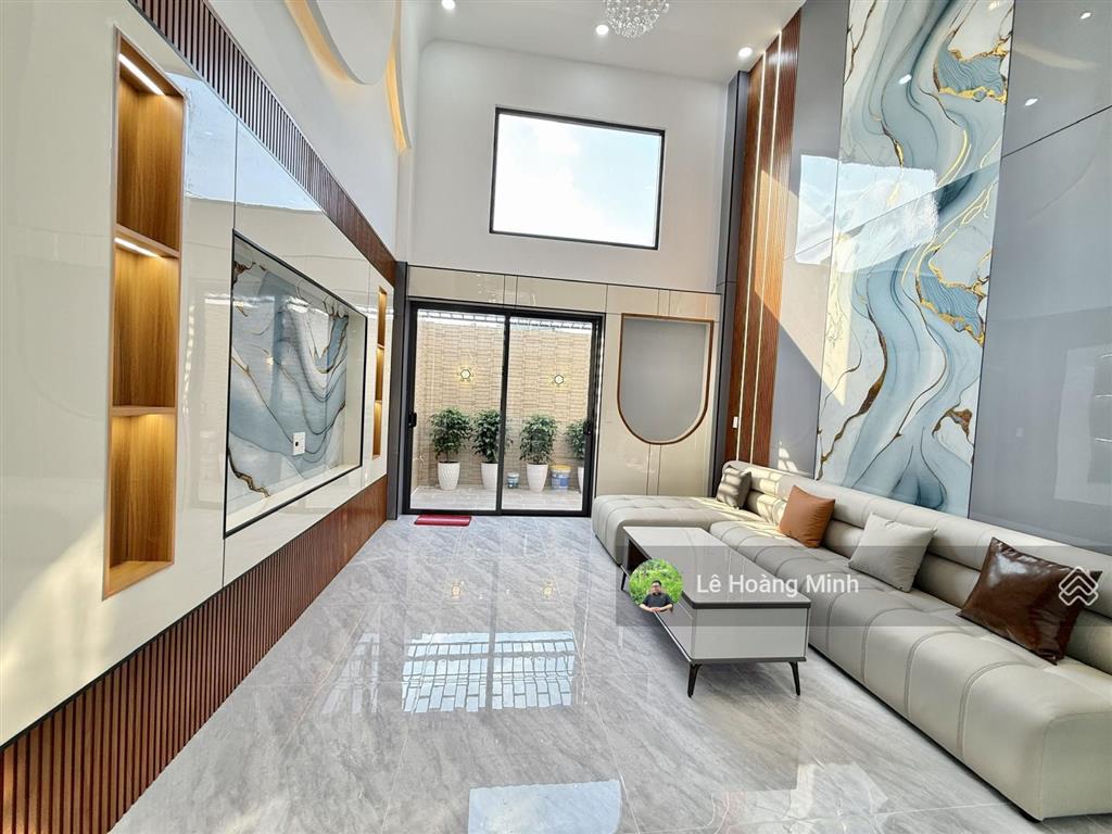 Siêu phẩm 5 tầng có thang máy 1/ hẻm nhựa 8m, tân chánh hiệp 18