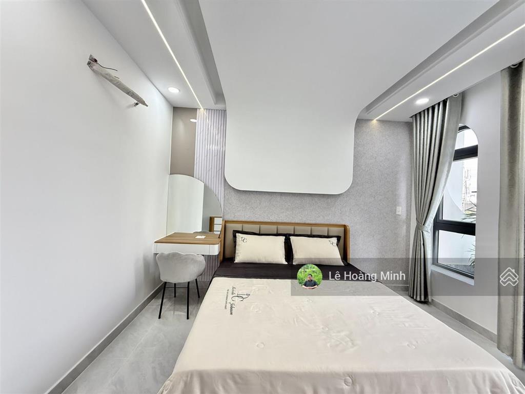 Siêu phẩm 5 tầng có thang máy 1/ hẻm nhựa 8m, tân chánh hiệp 18