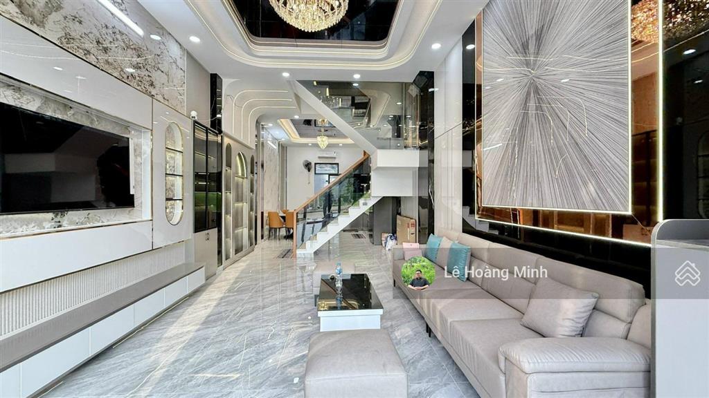 Nhà phố 4m x 15m, xây 3 tầng full nội thất hẻm 9m đường trần thị hè ( ht42)