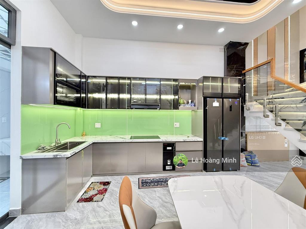 Nhà phố 4m x 15m, xây 3 tầng full nội thất hẻm 9m đường trần thị hè ( ht42)