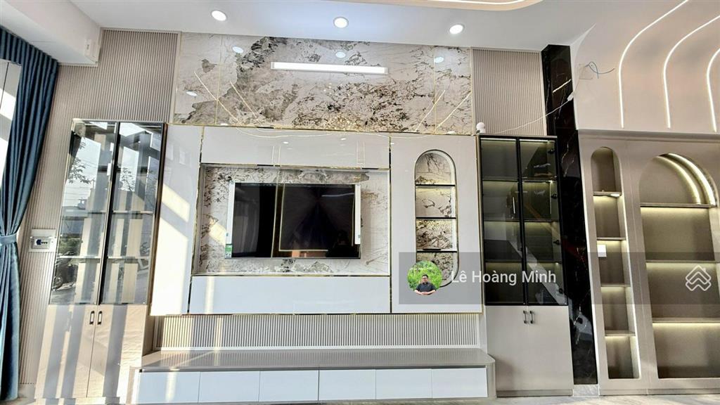 Nhà phố 4m x 15m, xây 3 tầng full nội thất hẻm 9m đường trần thị hè ( ht42)