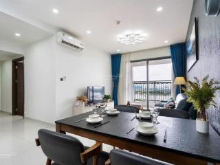 Cho thuê 2pn, 2wc, 88m2 tại saigon royal, 24 triệu, view sông, pháo hoa giá tốt nhất thị trường