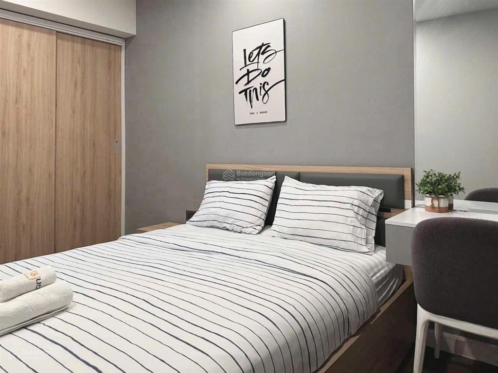 Cho thuê 2pn2wc 88m2 view sông, pháo hoa, saigon royal. nhà mới full nt cao cấp đẹp,  0333 495 ***