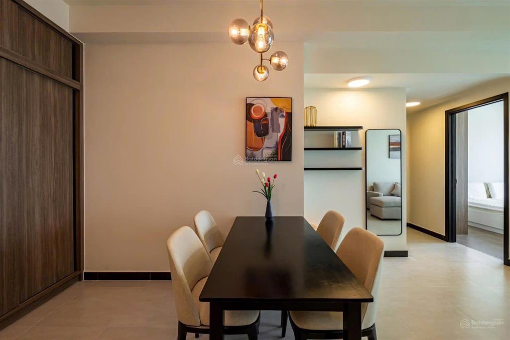 Căn hộ 2pn, 2wc, 86m2 tại de la sol, q4, tp. hcm, giá 10,3 tỷ bao thuế phí sổ, view đẹp hàng hiếm