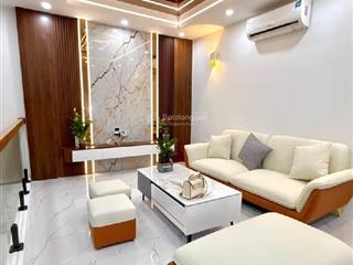 Trung tâm thanh xuân  ngõ vip  6 tầng thang máy
full nội thất như khách sạn 5 sao 11 ty nhỉnh.