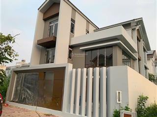 Bán nhà biệt thự 3 tầng, 242m2, 12,6 tỷ, view đẹp tại 13e phong phú, bình chánh, hcm