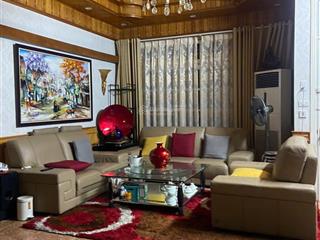Bán nhà mặt phố view đẹp tại phố chùa láng, 20 tỷ, 48 m2. ô tô dừng đỗ ngày đêm