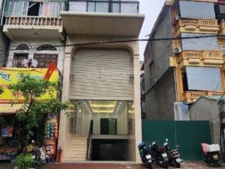 Toà văn phòng mặt phố quận thanh xuân 110m2 8tầng 1t hầm có 4 tầng thông sàn vị trí đắc địa