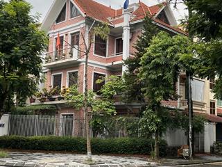 B.á.n biệt thự víp 290m2 3t pháp vân tứ hiệp view vườn hoa  vỉa hè oto tránh 