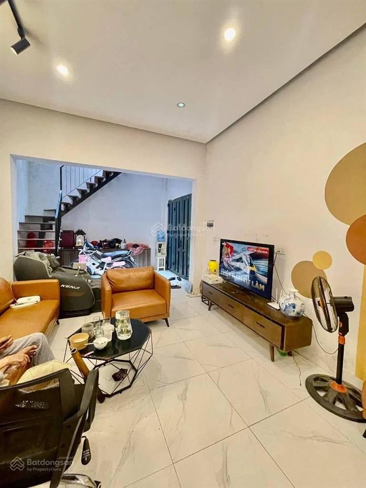Nhà phố giáp bát 90m2 4 tầng, giá 13.9 tỷ