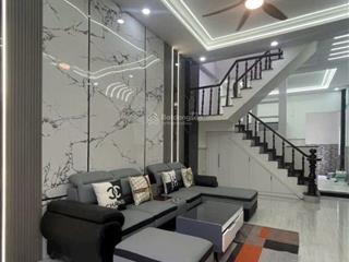 Nhà trệt lầu xây dựng kiên cố ngay chợ và bến xe buýt hiệp thành q12. giá 798 tr