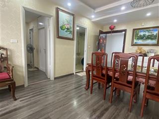 Cho thuê cc vinaconex 2, 16,5 triệu, căn góc 100m2, 3pn, 2wc, bc đông nam full đồ kể cả điện tử.