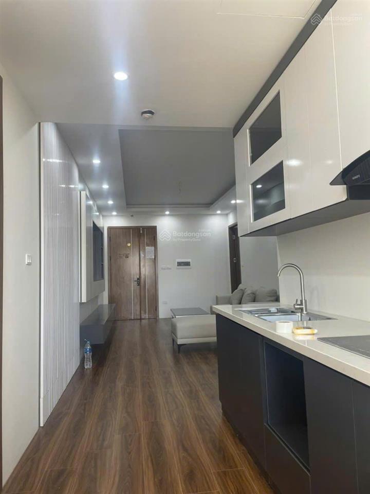 Chính chủ bán căn hộ chung cư f4 trung kính, dt 80 m2, 2p ngủ, 2 vệ sinh.