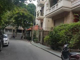 Cho thuê nhà 5 tầng x 100m2, ngõ 2 linh lang, ba đình, hà nội