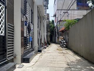 Nhà ngãi cầu, 30m 5 tầng 20m ra đường chính, ngõ ô tô vào tận nhà