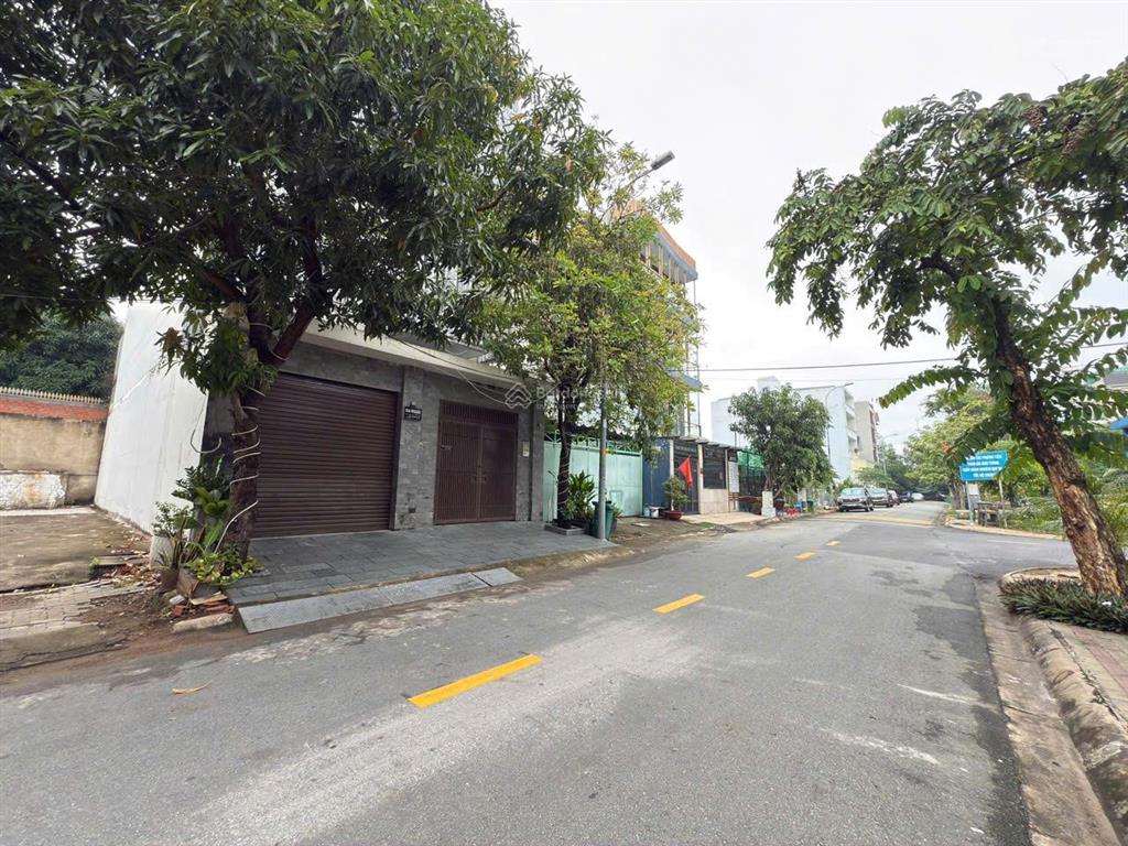 Khan hiếm! mặt tiền đường số 34 + trần não quận 2  dt 11 x 29m  ctxd hầm 6 tầng  giá 43.5 tỷ