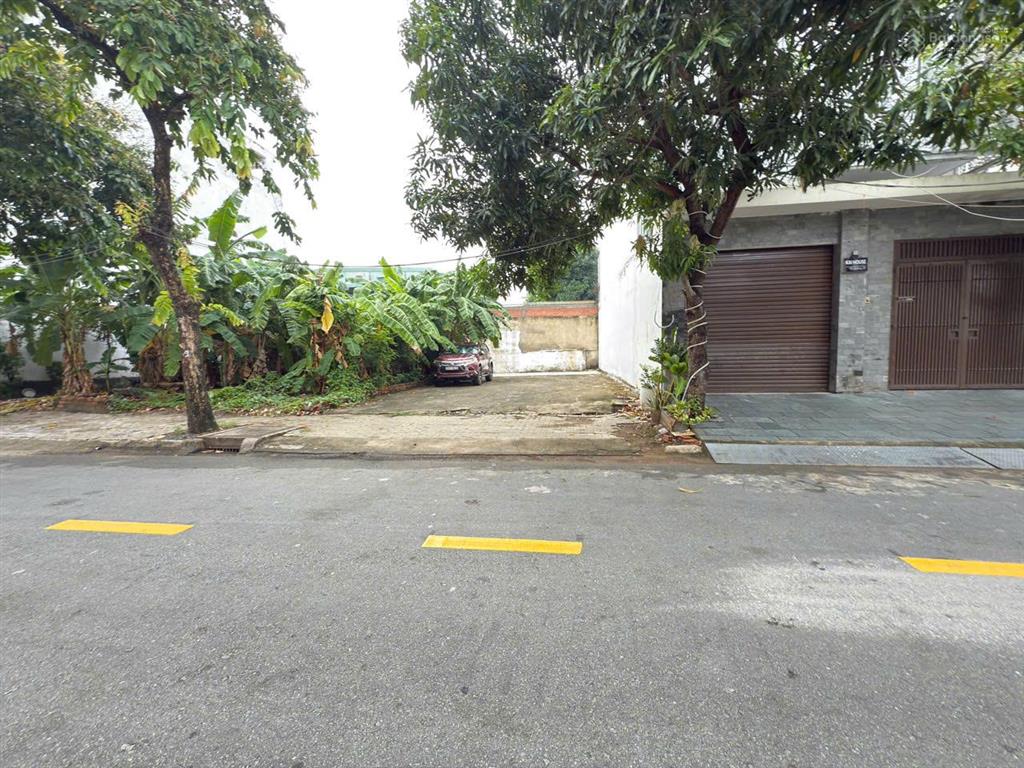 Khan hiếm! mặt tiền đường số 34 + trần não quận 2  dt 11 x 29m  ctxd hầm 6 tầng  giá 43.5 tỷ